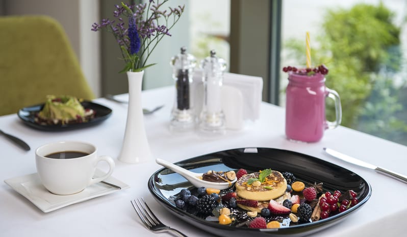 middle-east-holidays-abu-dhabi-rixos-premium-saadiyat-island-hotel-turquoise